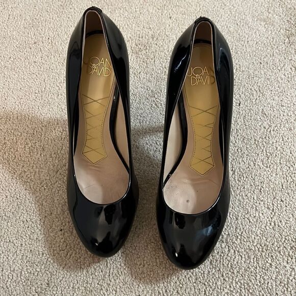 Joan and David Black Pump 7 - Picture 2 of 7